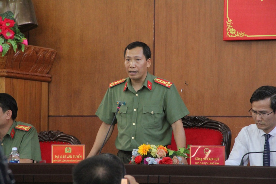 Vụ bắt đại gia Trịnh Sướng: Đường dây xăng giả “khủng” thu lợi hàng trăm tỷ đồng - 1 Vụ bắt đại gia Trịnh Sướng: Đường dây xăng giả “khủng” thu lợi hàng trăm tỷ đồng - 1