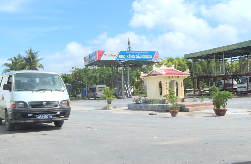 Vụ triệt phá đường dây xăng giả “khủng”: Thanh tra không phát hiện xăng giả - 4 Vụ triệt phá đường dây xăng giả “khủng”: Thanh tra không phát hiện xăng giả - 4