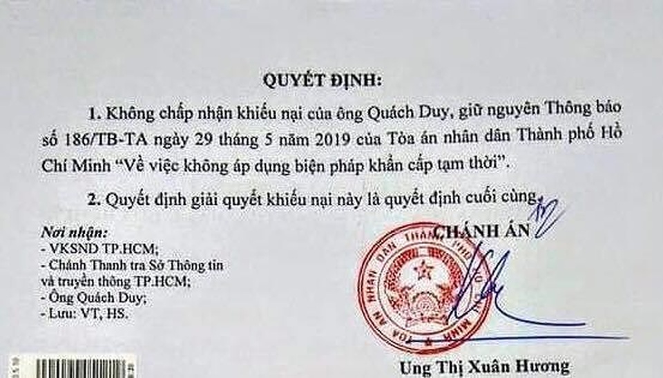 Chánh án bác khiếu nại của chuyên viên Văn phòng UBND TPHCM - 1 Chánh án bác khiếu nại của chuyên viên Văn phòng UBND TPHCM - 1