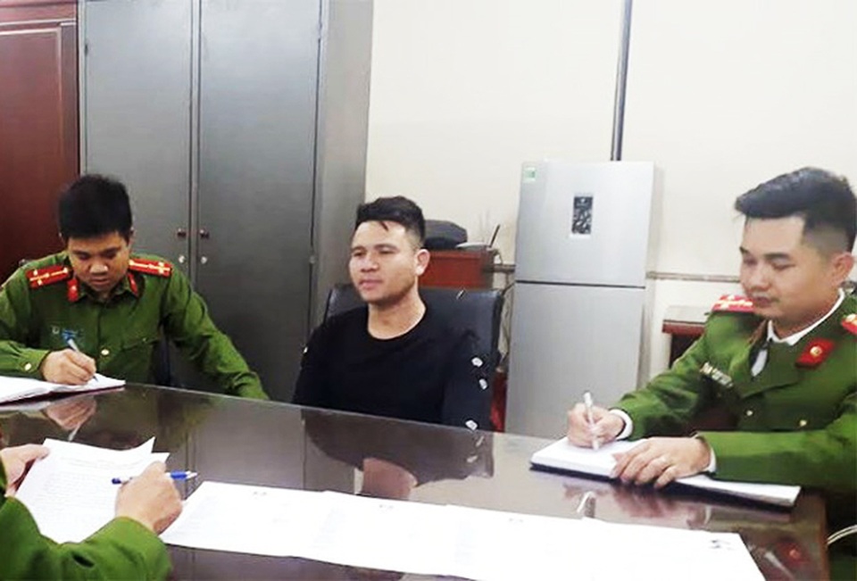 Siêu đạo chích bị bắt, lộ vụ trộm lô vàng gần 2 tỉ đồng từ 4 năm trước - 3 Siêu đạo chích bị bắt, lộ vụ trộm lô vàng gần 2 tỉ đồng từ 4 năm trước - 3
