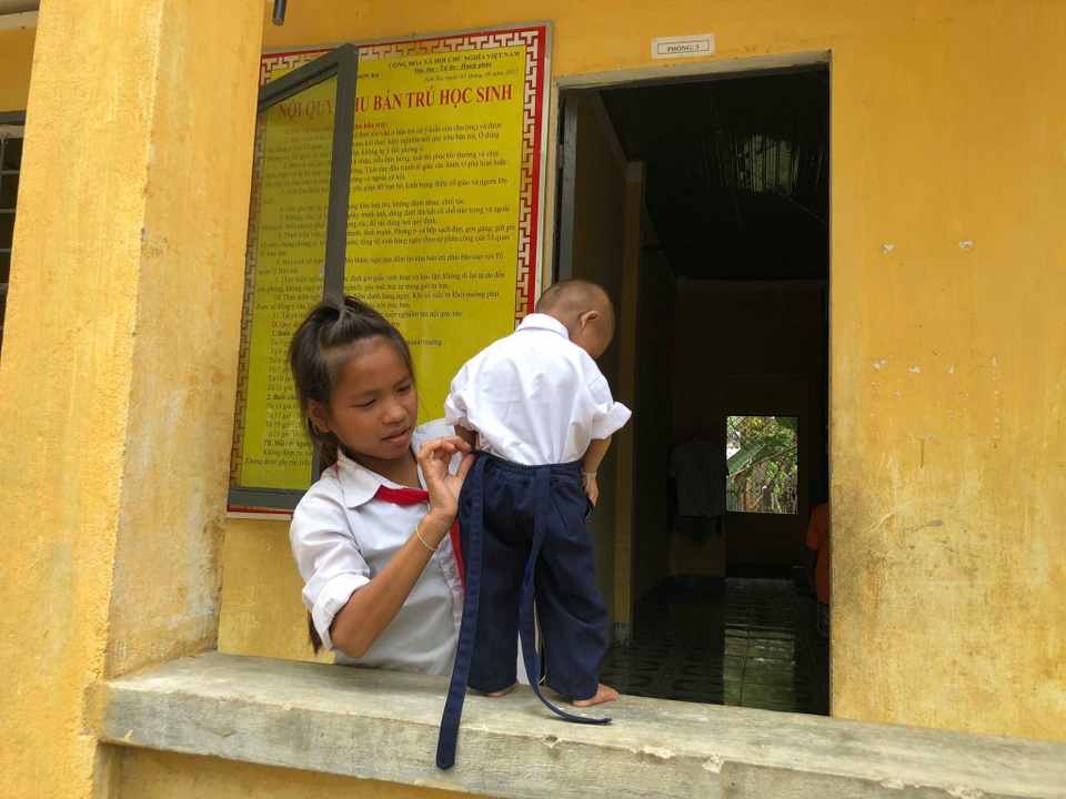 Mùa hè đầy hạnh phúc của cậu học trò tí hon KRể - 10 Mùa hè đầy hạnh phúc của cậu học trò tí hon KRể - 10