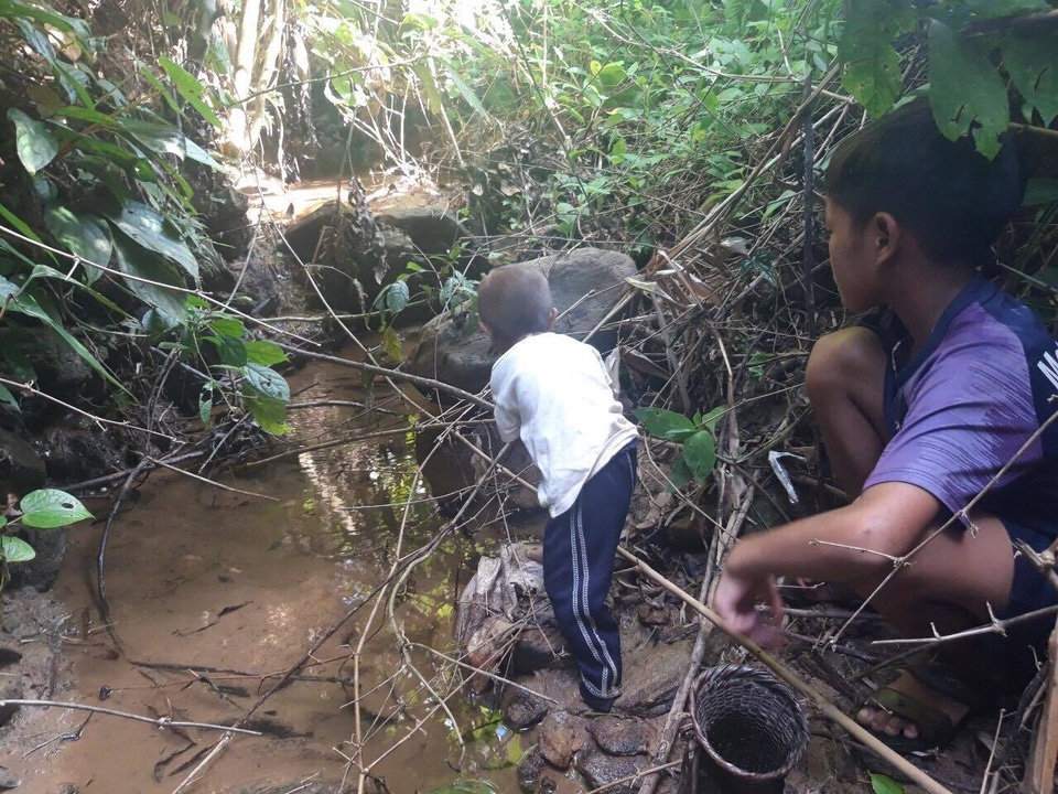 Mùa hè đầy hạnh phúc của cậu học trò tí hon KRể - 3 Mùa hè đầy hạnh phúc của cậu học trò tí hon KRể - 3