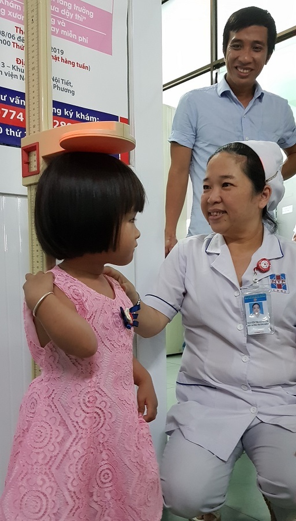 Thúc chiều cao cho trẻ coi chừng “tiền mất tật mang” - 2