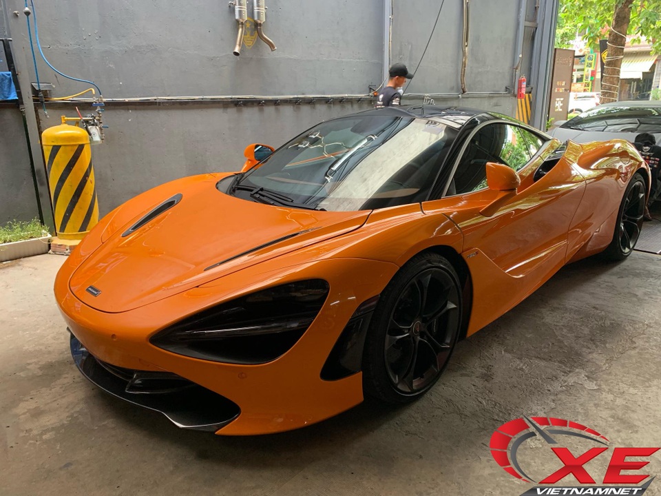 Cường đô-la cấp tập ra biển cho McLaren 720S 24 tỷ mới tậu - 2 Cường đô-la cấp tập ra biển cho McLaren 720S 24 tỷ mới tậu - 2