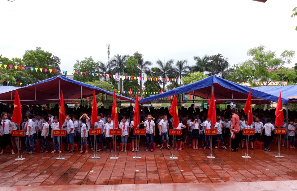 Nguyễn Đình Bin – nhà ngoại giao tâm huyết với sự nghiệp khuyến học - 1 Nguyễn Đình Bin – nhà ngoại giao tâm huyết với sự nghiệp khuyến học - 1