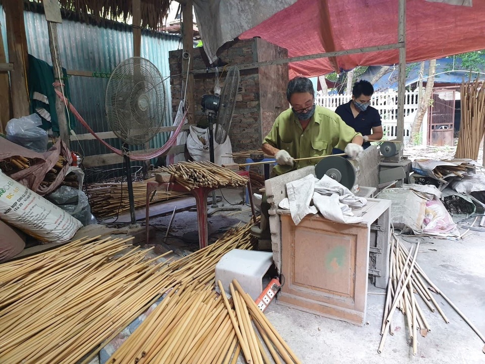 Đưa ống hút tre Việt Nam ra thế giới, 8X kiếm hàng tỉ đồng mỗi tháng - 6 Đưa ống hút tre Việt Nam ra thế giới, 8X kiếm hàng tỉ đồng mỗi tháng - 6