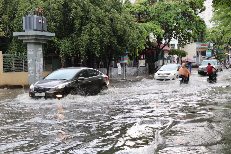 Dự án chống ngập 10.000 tỷ: Có thể hết ngập, có thể... không! - 2 Dự án chống ngập 10.000 tỷ: Có thể hết ngập, có thể... không! - 2