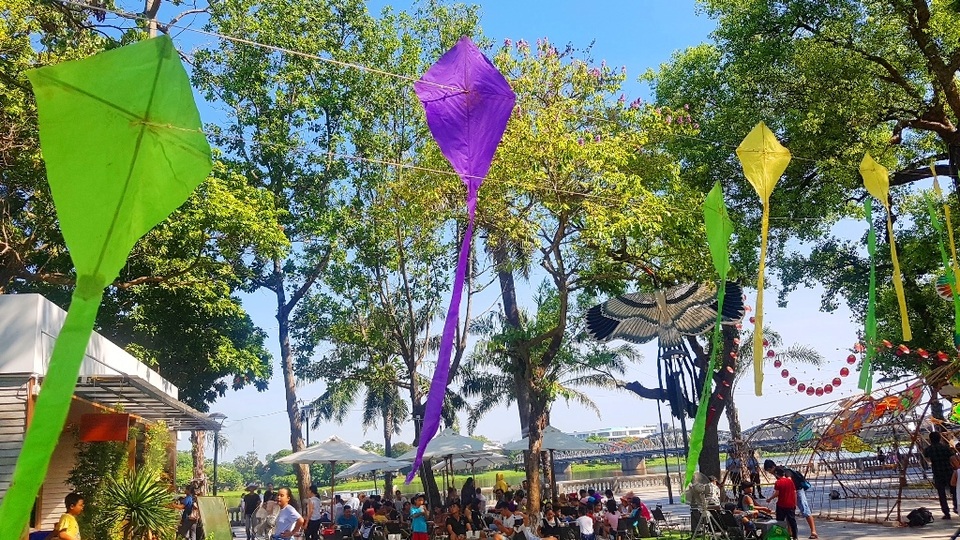 Nhiều sắc màu vui tươi tại lễ hội diều Huế 2019 - 7 Nhiều sắc màu vui tươi tại lễ hội diều Huế 2019 - 7