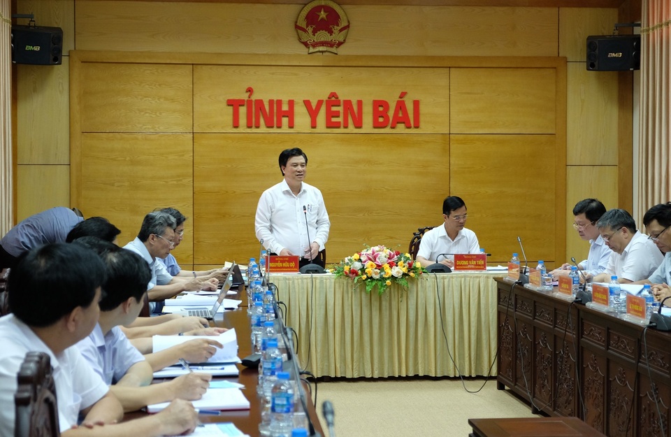 Thứ trưởng Bộ GDĐT động viên thí sinh Yên Bái trước kỳ thi THPT quốc gia - 1 Thứ trưởng Bộ GDĐT động viên thí sinh Yên Bái trước kỳ thi THPT quốc gia - 1