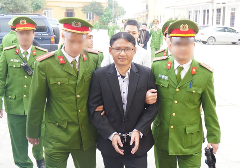 Chuyện chưa kể về ông trùm ma túy mang 2 án tử hình - 3 Chuyện chưa kể về ông trùm ma túy mang 2 án tử hình - 3