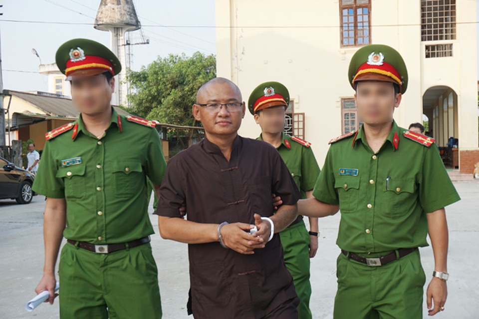 Chuyện chưa kể về ông trùm ma túy mang 2 án tử hình - 2 Chuyện chưa kể về ông trùm ma túy mang 2 án tử hình - 2