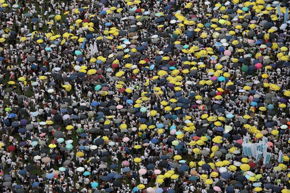 Hong Kong huy động 2.000 cảnh sát đối phó biểu tình phản đối dự luật dẫn độ - 1 Hong Kong huy động 2.000 cảnh sát đối phó biểu tình phản đối dự luật dẫn độ - 1