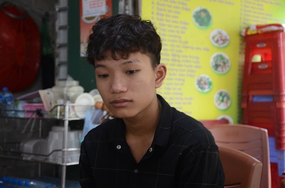 Bạn đọc Dân trí vượt trăm cây số giúp đỡ người đàn bà sống chung xương sống với con trai - 3 Bạn đọc Dân trí vượt trăm cây số giúp đỡ người đàn bà sống chung xương sống với con trai - 3