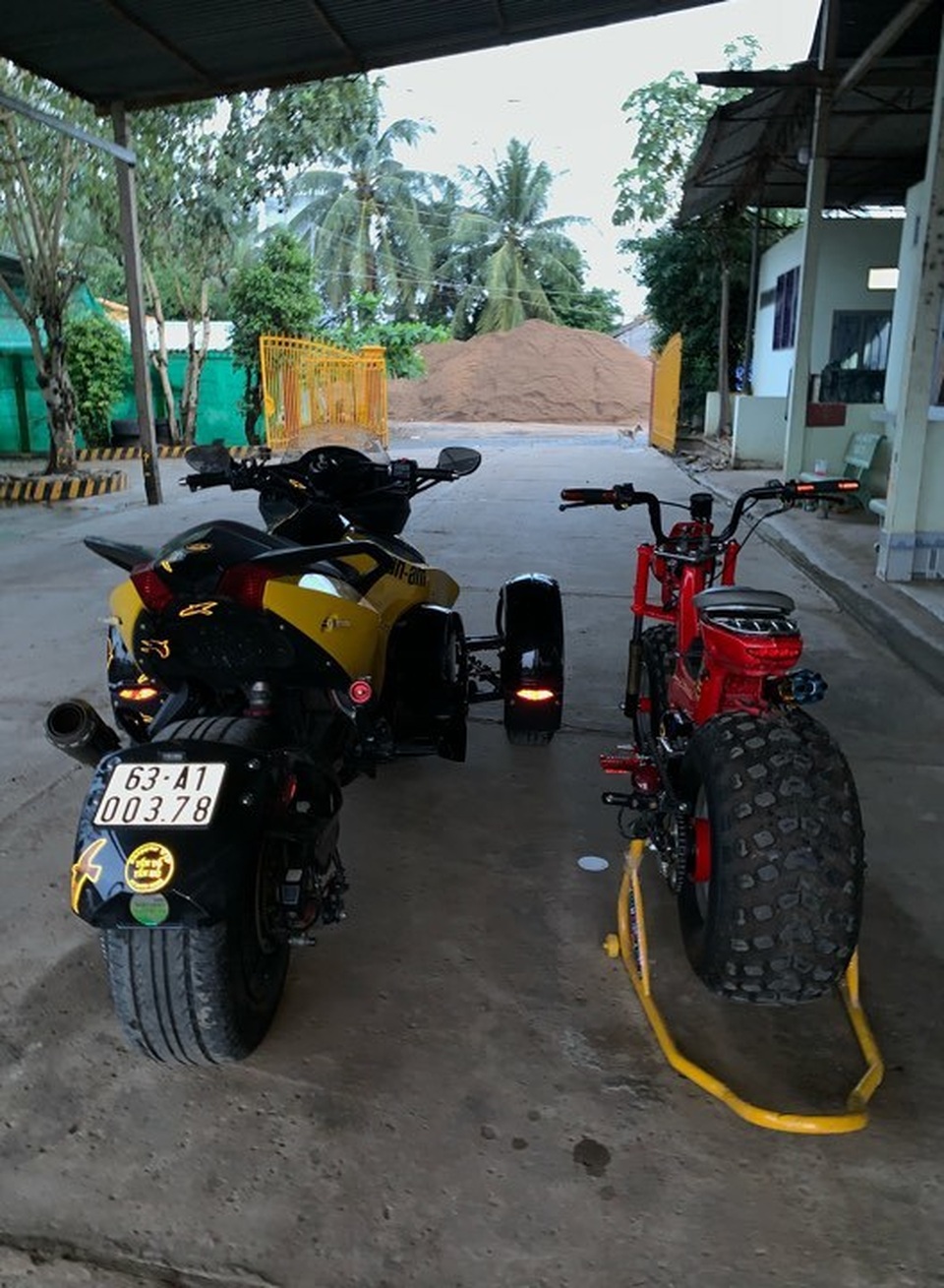 Dân chơi chi 800 triệu độ siêu môtô ba bánh cực chất - 3