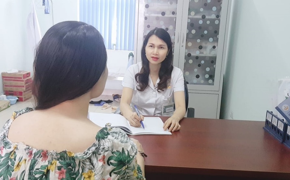 Hot girl nhà giàu nằng nặc đòi chuyển giới, lấy nữ bác sĩ tâm thần - 3 Hot girl nhà giàu nằng nặc đòi chuyển giới, lấy nữ bác sĩ tâm thần - 3