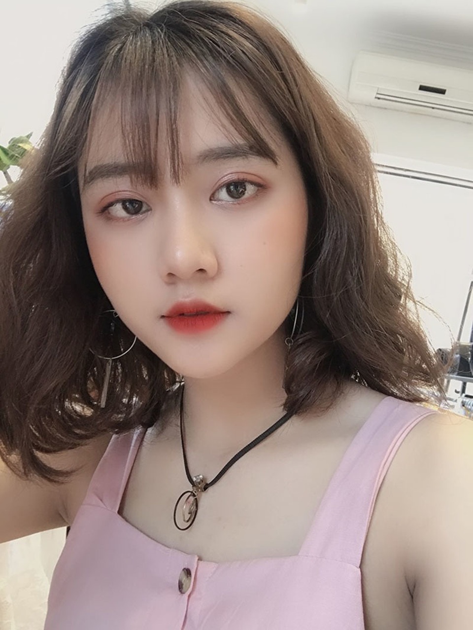 Hot girl HV Nông nghiệp: “Giữa thông minh và đẹp, tôi chọn đẹp” - 1 Hot girl HV Nông nghiệp: “Giữa thông minh và đẹp, tôi chọn đẹp” - 1