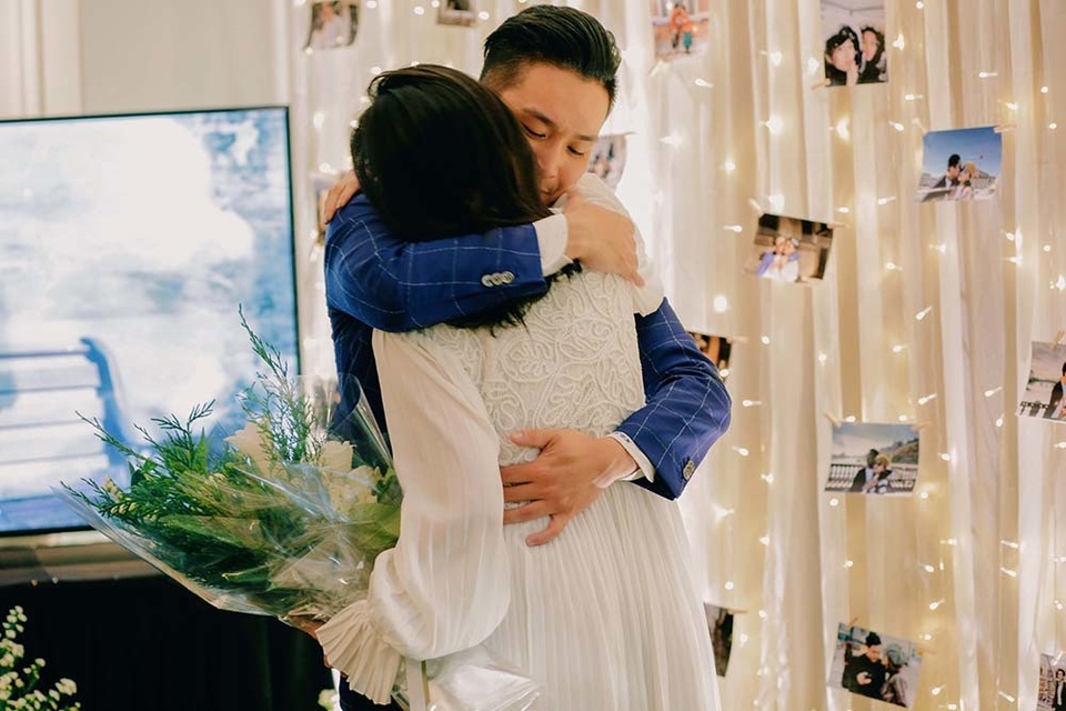 Chân dung bạn trai Việt Kiều vừa cầu hôn MC Liêu Hà Trinh - 12 Chân dung bạn trai Việt Kiều vừa cầu hôn MC Liêu Hà Trinh - 12