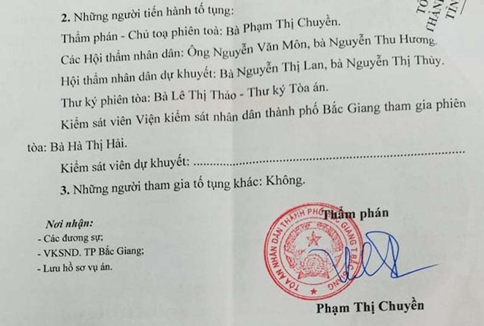 Doanh nghiệp lớn quỵt tiền “xương máu” của dân nghèo chính thức nhận trát hầu toà! - 2 Doanh nghiệp lớn quỵt tiền “xương máu” của dân nghèo chính thức nhận trát hầu toà! - 2