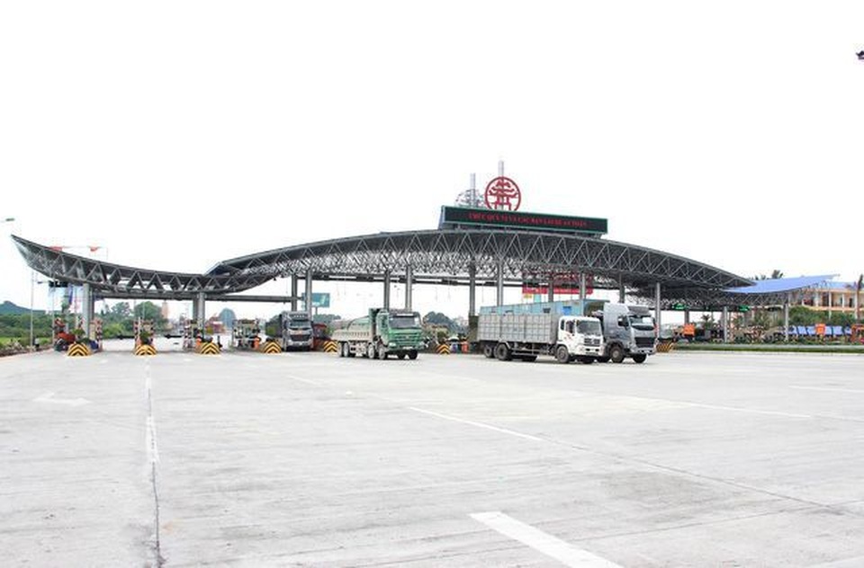 Muốn tăng phí BOT, trước hết cần minh bạch tất cả thông tin - 1 Muốn tăng phí BOT, trước hết cần minh bạch tất cả thông tin - 1