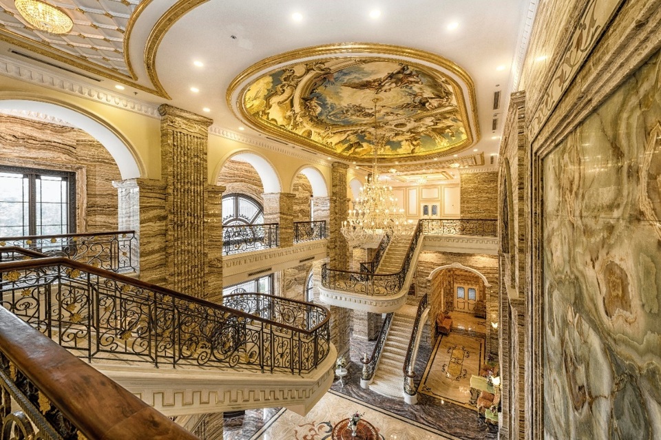 D. Palais Louis đã mê hoặc khách hàng như thế nào? - 5 D. Palais Louis đã mê hoặc khách hàng như thế nào? - 5