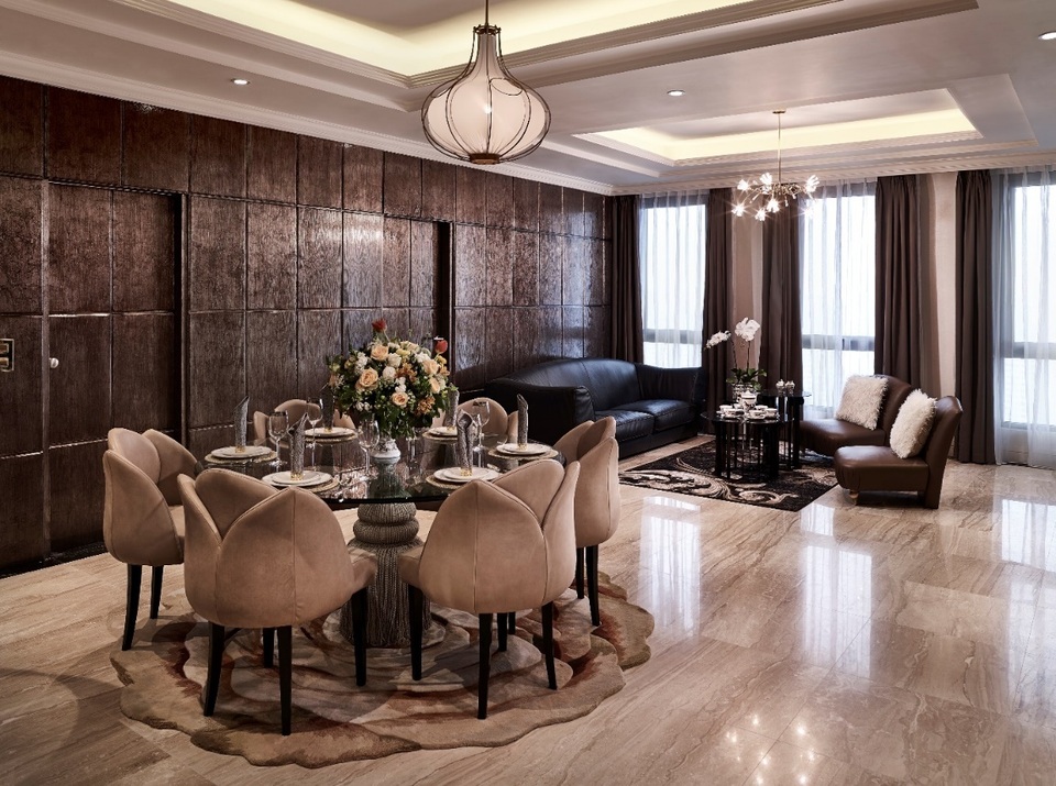 D. Palais Louis đã mê hoặc khách hàng như thế nào? - 6 D. Palais Louis đã mê hoặc khách hàng như thế nào? - 6