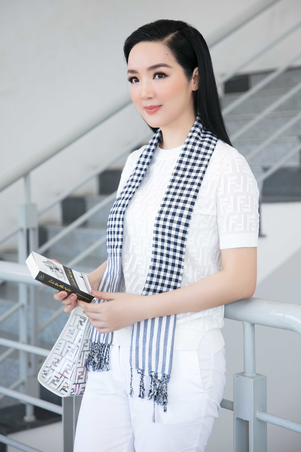 Hoa hậu Giáng My: “Tôi thi Hoa hậu Đền Hùng như một định mệnh” - 2 Hoa hậu Giáng My: “Tôi thi Hoa hậu Đền Hùng như một định mệnh” - 2