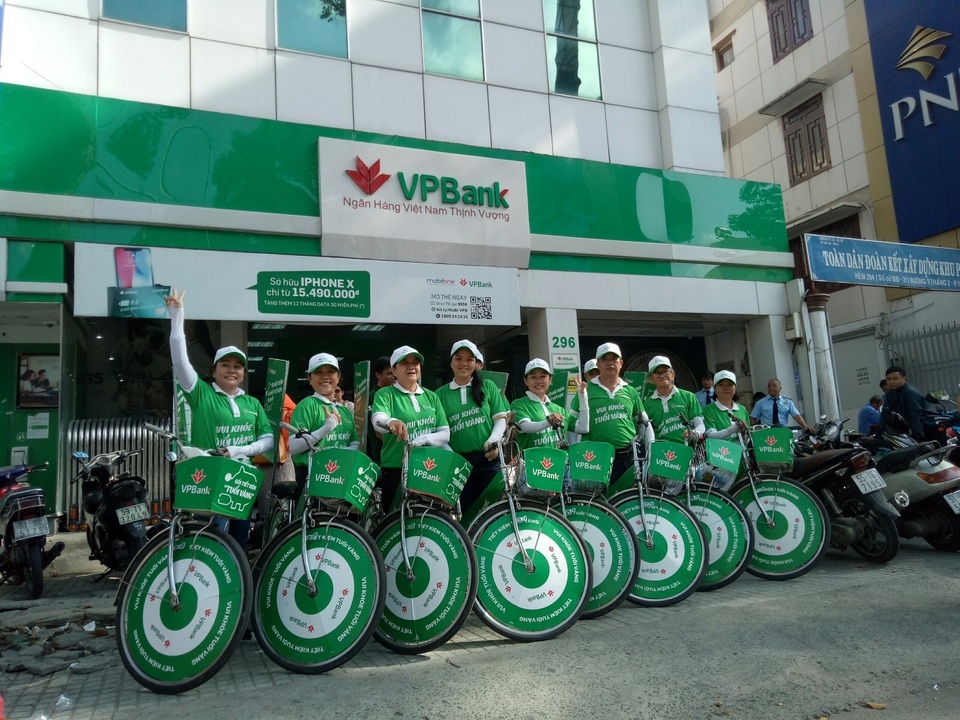 VPBank ra mắt gói ưu đãi tiết kiệm “Tuổi vàng” dành cho khách hàn trên 50 tuổi - 2