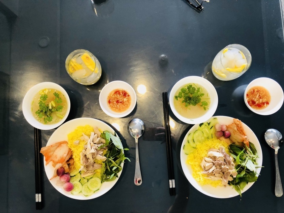 Mỹ nhân vòng eo 53 than thở đang “ế” dù nấu ăn ngon - 2 Mỹ nhân vòng eo 53 than thở đang “ế” dù nấu ăn ngon - 2