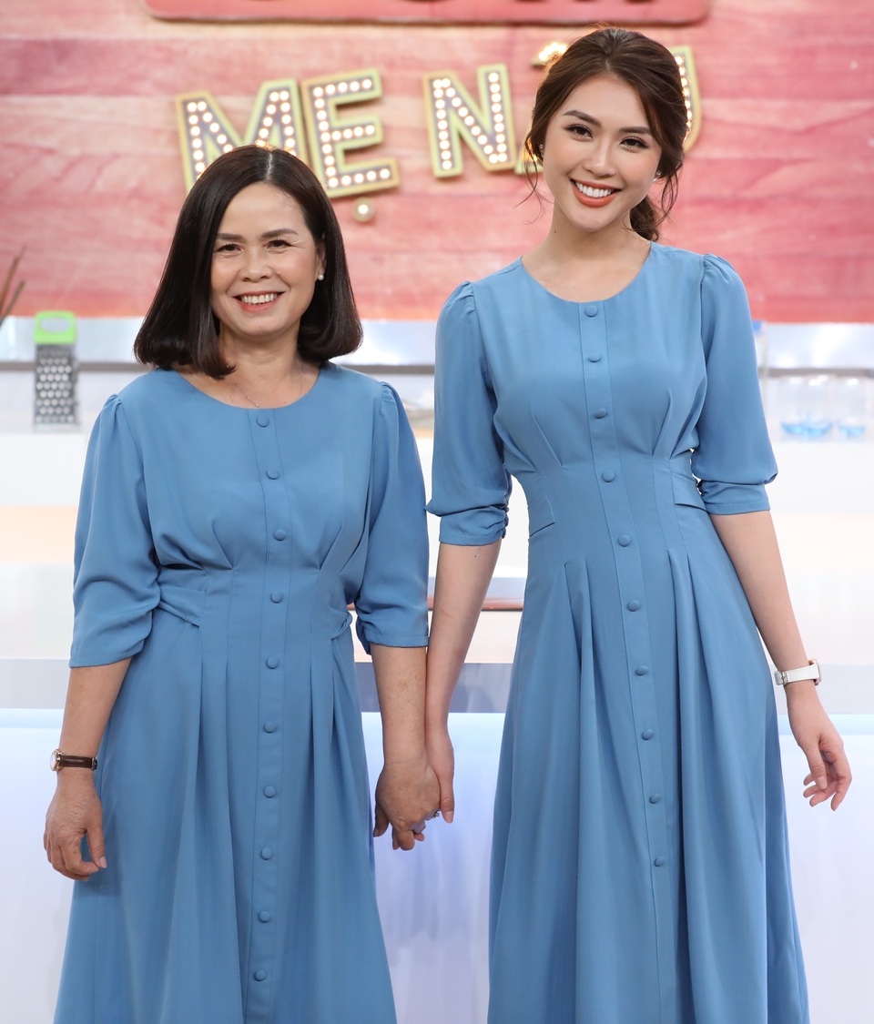 Mỹ nhân vòng eo 53 than thở đang “ế” dù nấu ăn ngon - 9 Mỹ nhân vòng eo 53 than thở đang “ế” dù nấu ăn ngon - 9