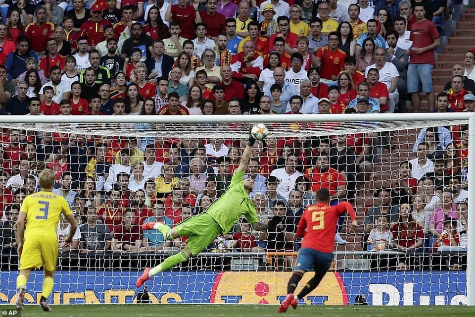 Tây Ban Nha 3-0 Thụy Điển: Ramos, Morata lập công - 13 Tây Ban Nha 3-0 Thụy Điển: Ramos, Morata lập công - 13
