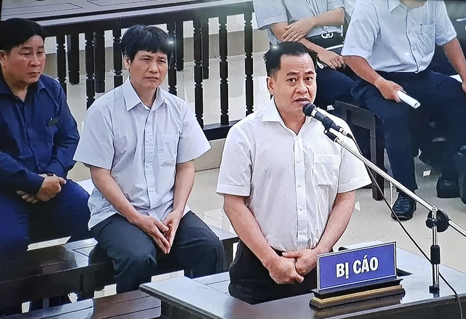 Phúc thẩm vụ Vũ “nhôm”: Ông Trần Việt Tân ký văn bản bằng... niềm tin! - 1 Phúc thẩm vụ Vũ “nhôm”: Ông Trần Việt Tân ký văn bản bằng... niềm tin! - 1