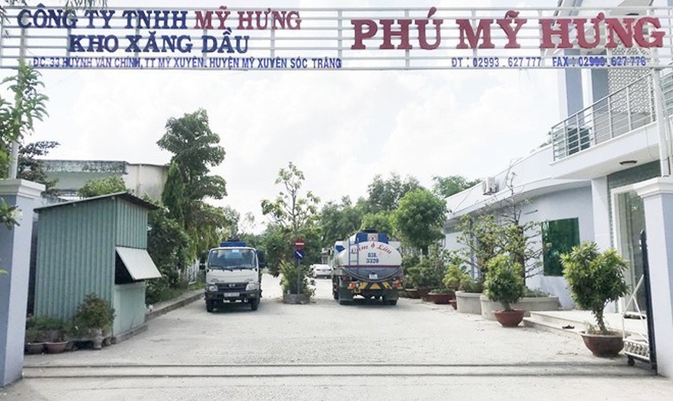 Sóc Trăng họp báo, nhận khuyết điểm vụ xăng giả của “đại gia” Trịnh Sướng - 1 Sóc Trăng họp báo, nhận khuyết điểm vụ xăng giả của “đại gia” Trịnh Sướng - 1