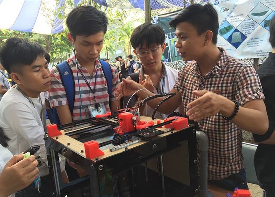 ĐH Quốc gia TPHCM: Sinh viên có thể học liên thông lên thạc sĩ từ năm 3 đại học - 1 ĐH Quốc gia TPHCM: Sinh viên có thể học liên thông lên thạc sĩ từ năm 3 đại học - 1