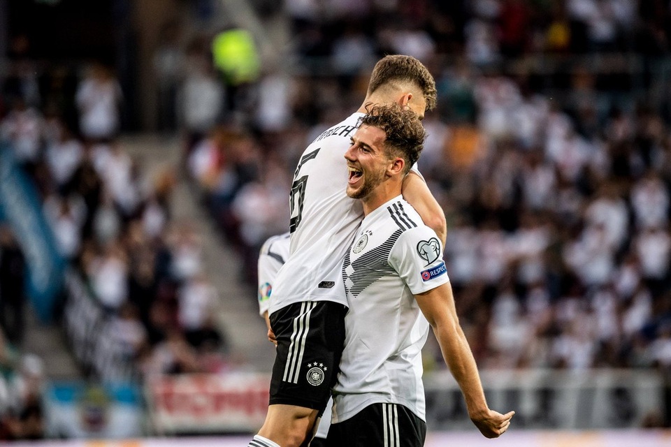 Đức đại thắng 8-0, Italia chật vật ngược dòng trước Bosnia - 1