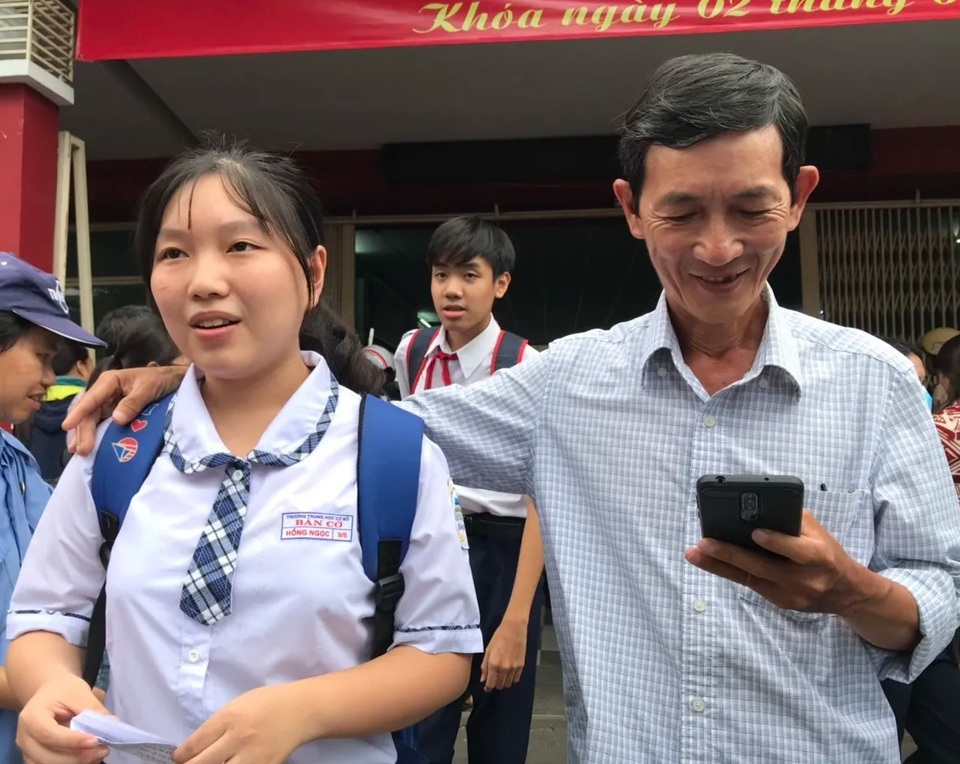 Nóng: Mời bạn tra cứu điểm thi vào lớp 10 của TPHCM - 1 Nóng: Mời bạn tra cứu điểm thi vào lớp 10 của TPHCM - 1