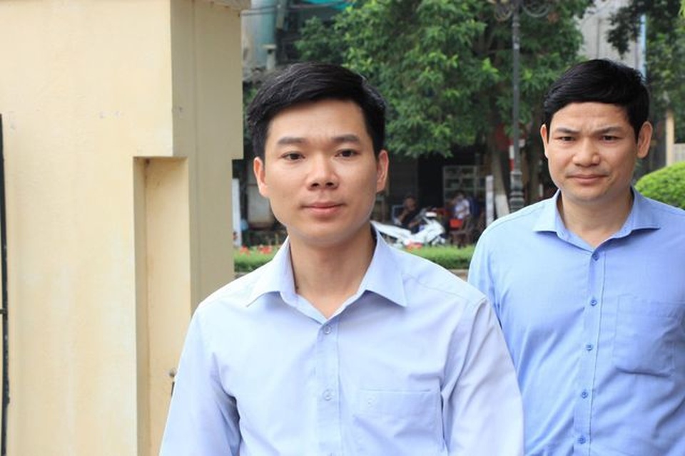 Cựu bác sĩ Hoàng Công Lương thừa nhận tội vô ý làm chết người - 1 Cựu bác sĩ Hoàng Công Lương thừa nhận tội vô ý làm chết người - 1