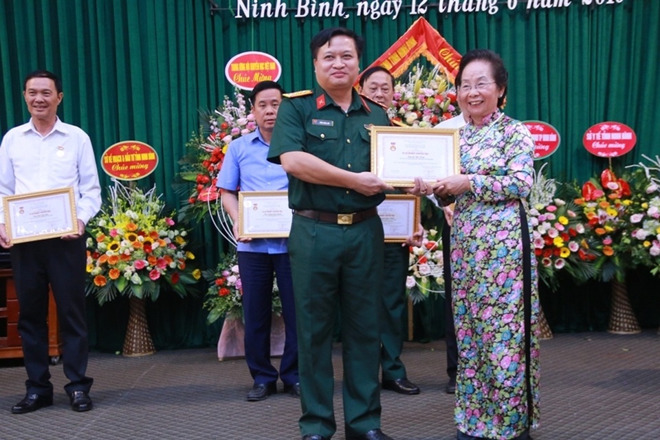 Hội Khuyến học Ninh Bình long trọng kỷ niệm 20 năm thành lập - 7 Hội Khuyến học Ninh Bình long trọng kỷ niệm 20 năm thành lập - 7