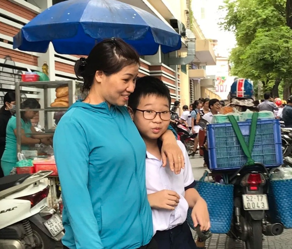 Đề khảo sát lớp 6 chuyên Trần Đại Nghĩa: Nhiều câu về vấn đề xã hội - 1 Đề khảo sát lớp 6 chuyên Trần Đại Nghĩa: Nhiều câu về vấn đề xã hội - 1