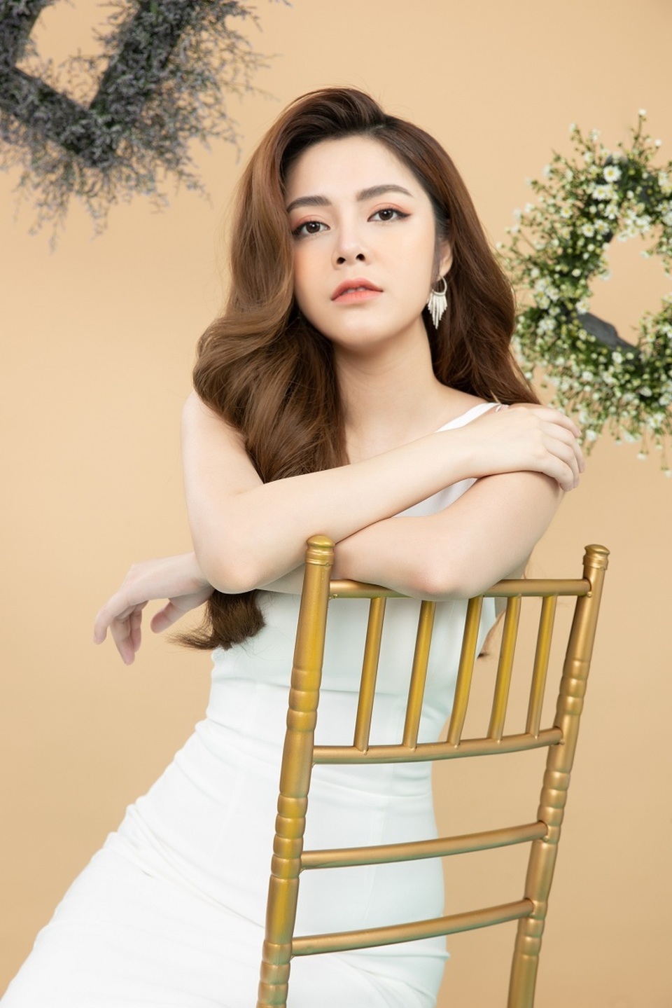 “Kẻ thứ ba” quyến rũ Vũ phim “Về nhà đi con” là gương mặt thân quen - 4 “Kẻ thứ ba” quyến rũ Vũ phim “Về nhà đi con” là gương mặt thân quen - 4