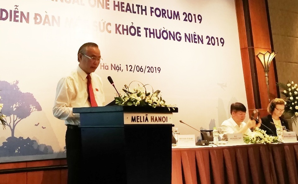 Tăng cường hợp tác phòng, chống dịch bệnh từ động vật sang người - 1