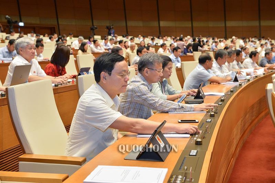Đề xuất đưa EVN, PVN, Viettel vào đối tượng của Luật đầu tư công - 1 Đề xuất đưa EVN, PVN, Viettel vào đối tượng của Luật đầu tư công - 1