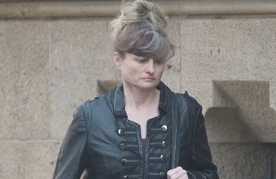 Bị ngăn mang thêm quần áo đi du lịch, điên tiết đâm bạn trai bằng dao - 4