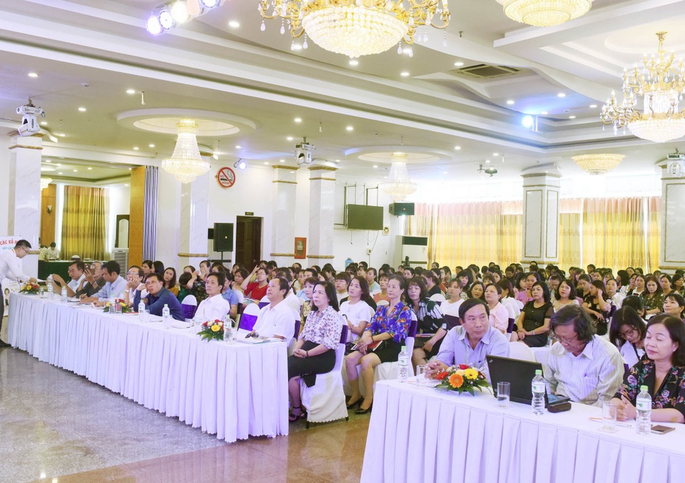 EPRO tổ chức thành công hội thảo về tiếng Anh công nghệ tại Bình Định - 1 EPRO tổ chức thành công hội thảo về tiếng Anh công nghệ tại Bình Định - 1