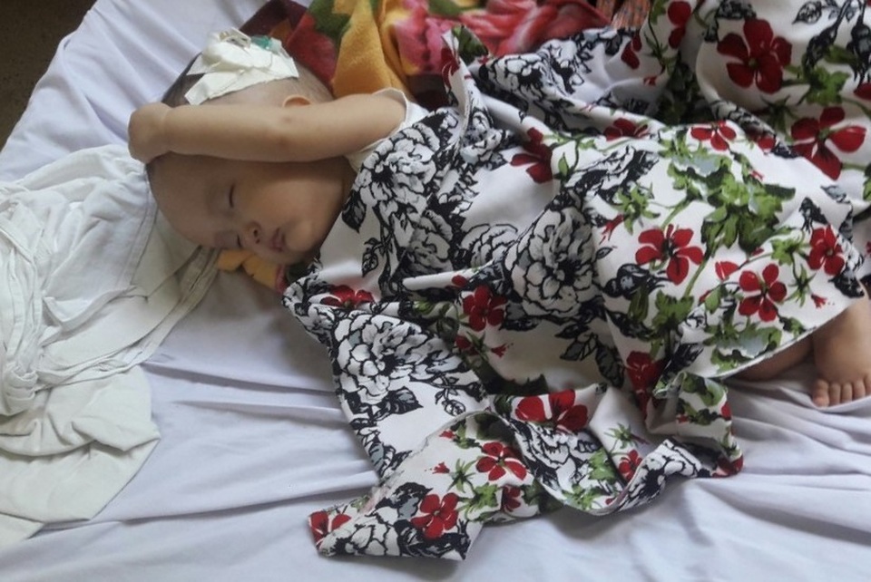 “Trong người chỉ còn vài chục ngàn thì làm sao em đưa con đi mổ được!” - 5 “Trong người chỉ còn vài chục ngàn thì làm sao em đưa con đi mổ được!” - 5