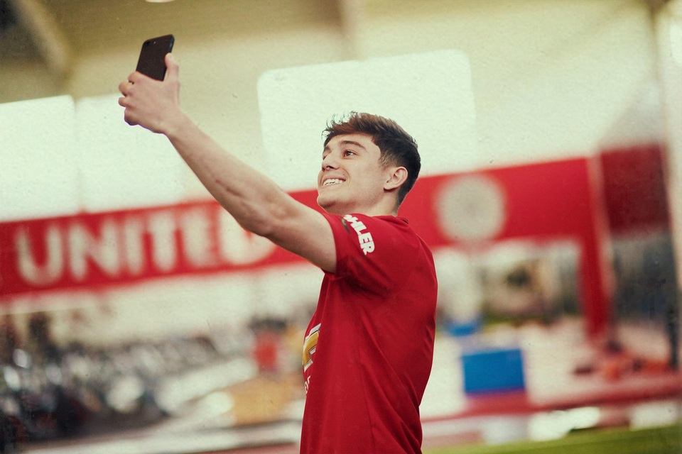 Những hình ảnh đầu tiên của tân binh Daniel James tại Man Utd - 14 Những hình ảnh đầu tiên của tân binh Daniel James tại Man Utd - 14