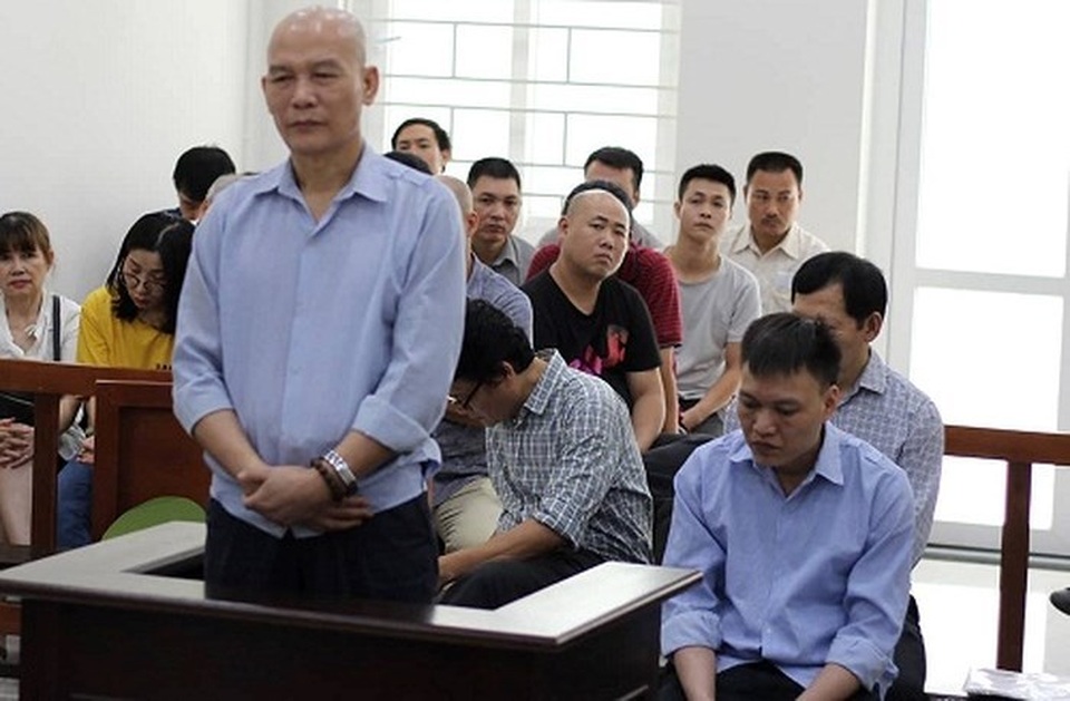 Cựu Chủ tịch Công ty quản lý nhà Hà Nội lĩnh án tù treo - 1 Cựu Chủ tịch Công ty quản lý nhà Hà Nội lĩnh án tù treo - 1