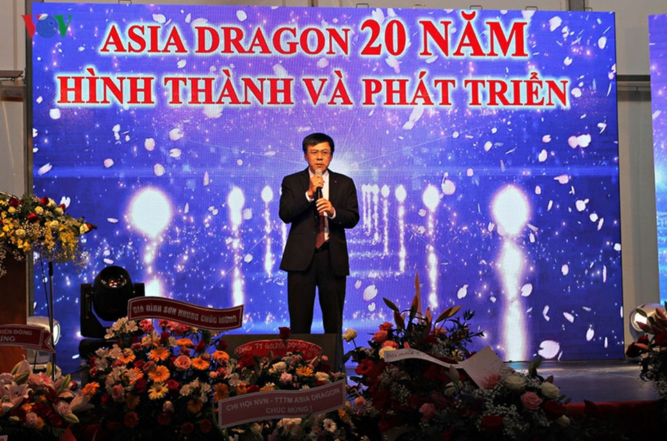 Asia Dragon - Mái nhà chung của bà con người Việt tại biên giới Séc - 1 Asia Dragon - Mái nhà chung của bà con người Việt tại biên giới Séc - 1
