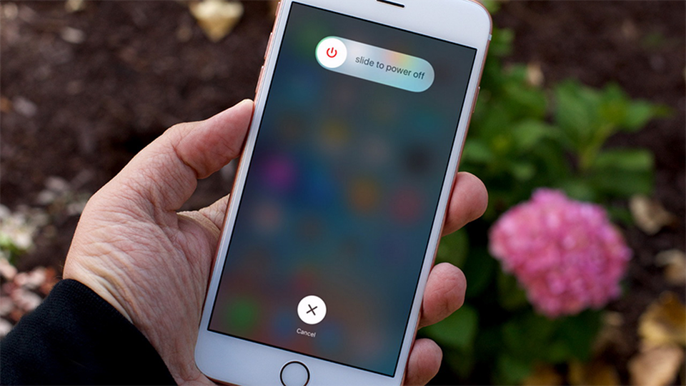 Những sai lầm của người dùng khiến iPhone nhanh hỏng hơn Những sai lầm của người dùng khiến iPhone nhanh hỏng hơn