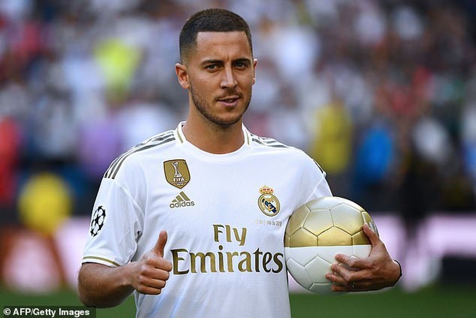 Eden Hazard rạng rỡ ra mắt 50.000 cổ động viên Real Madrid - 13 Eden Hazard rạng rỡ ra mắt 50.000 cổ động viên Real Madrid - 13