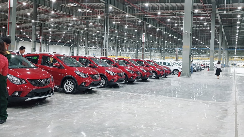 Thủ tướng: VinFast đã chứng minh kinh tế tư nhân là động lực quan trọng của nền kinh tế nước nhà - 6 Thủ tướng: VinFast đã chứng minh kinh tế tư nhân là động lực quan trọng của nền kinh tế nước nhà - 6